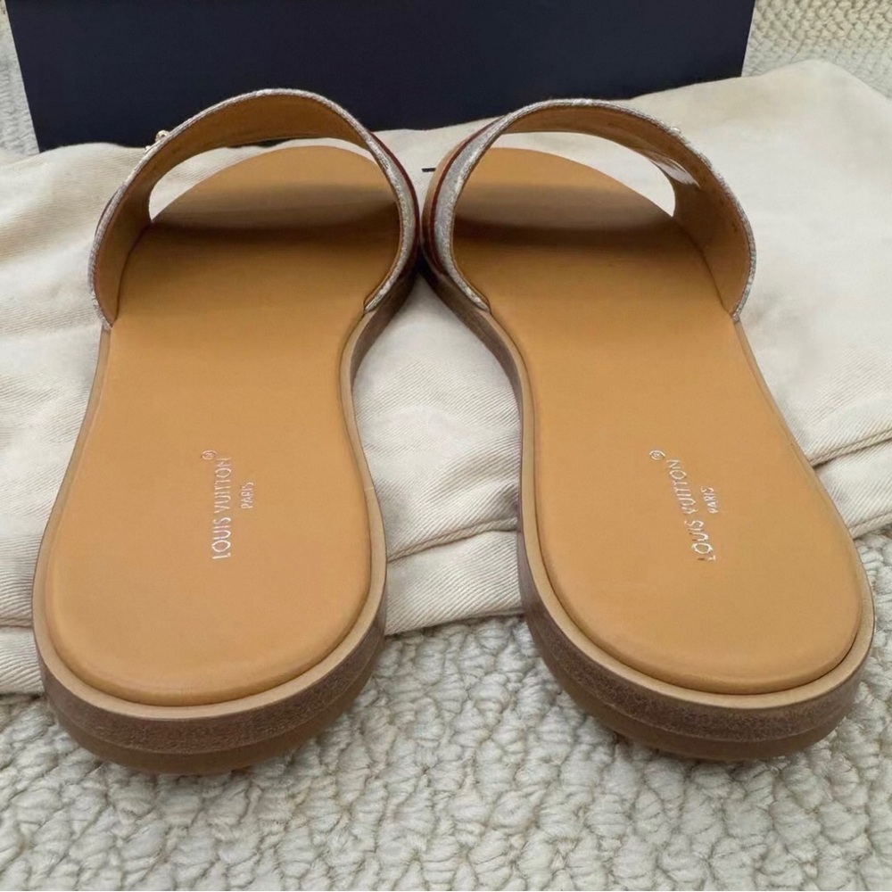 Louis Vuitton Beige and Cream Slide Sandals - Picture 6 of 7